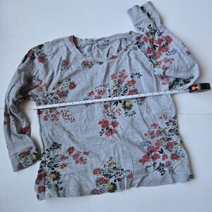 LOFT Floral Gray Women's Top XL